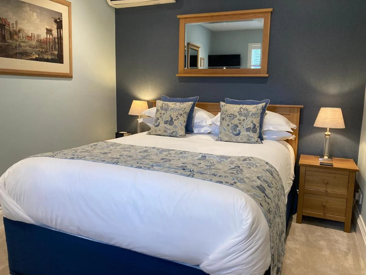 Classic Double Room